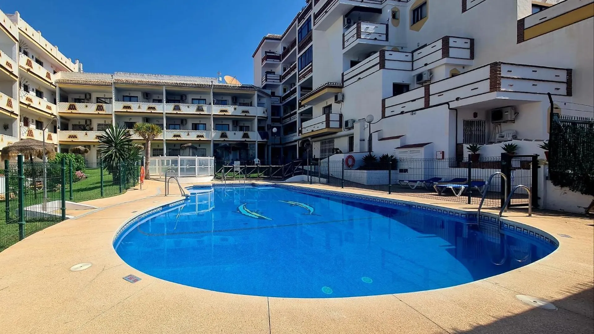 Pueblo Jarales- Lower Calahonda Mijas Lägenhet